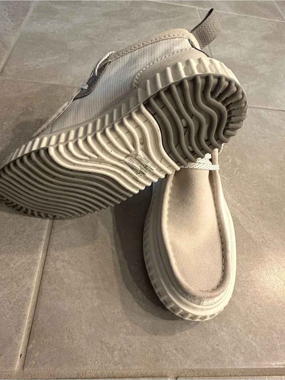 Clarks lightweight chukka